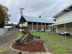 Veils and Roses Venue, Tenmile