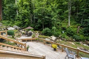 Weddings Over Waterfalls, Hot Springs