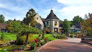Pleasantdale Chateau & Conference Resort
