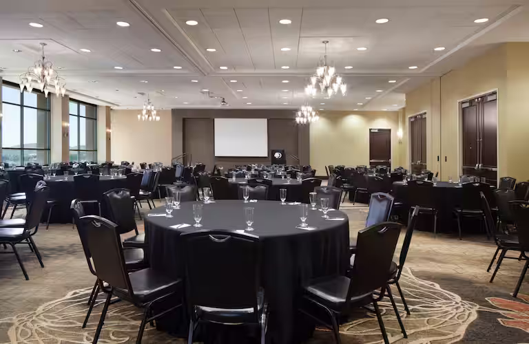DoubleTree by Hilton Hotel El Paso Downtown