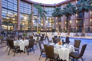 Embassy Suites by Hilton Phoenix-Biltmore, Phoenix