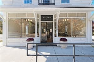 1800 House, Burdett