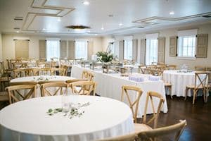 Oak Crossing - Home of The Gazebo, The TreeHouse, and The Bridal Suite, Lake Charles