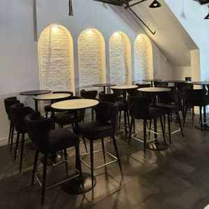 Skyvibe Restaurant & Lounge, Elkridge