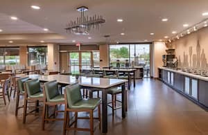 DoubleTree by Hilton Dallas-Farmers Branch