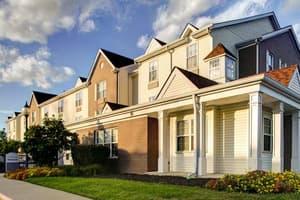 Hawthorn Suites Cincinnati NE/Mason