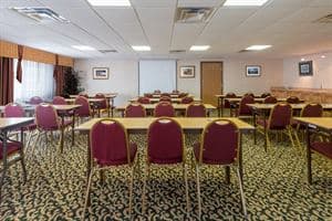 Holiday Inn Express & Suites Raton, Raton