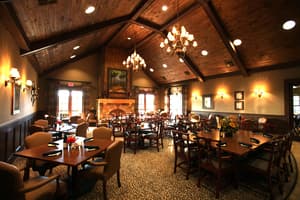 Lake Arrowhead Golf Clubhouse, Waleska