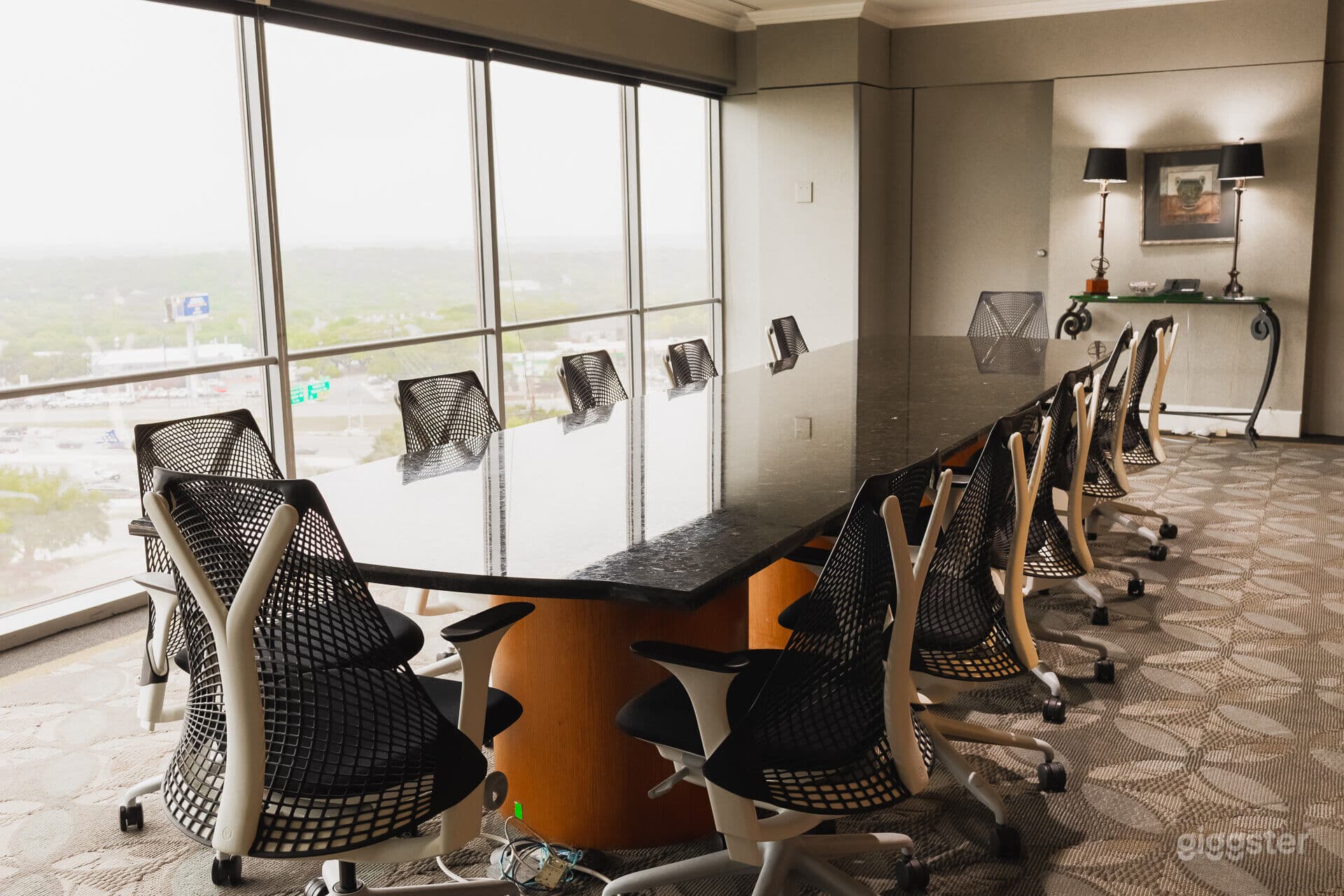Sky View Room