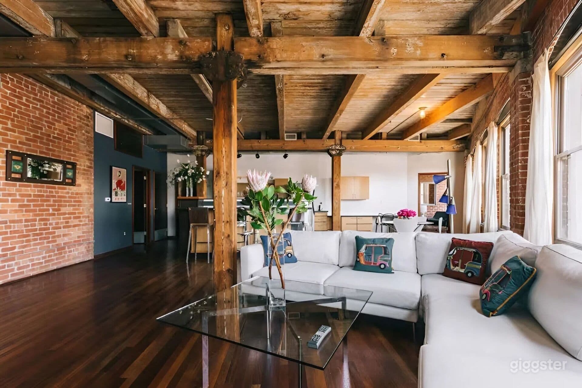 Stylish Downtown Detroit Loft for Events, Pop-Ups & Celebrations, Detroit