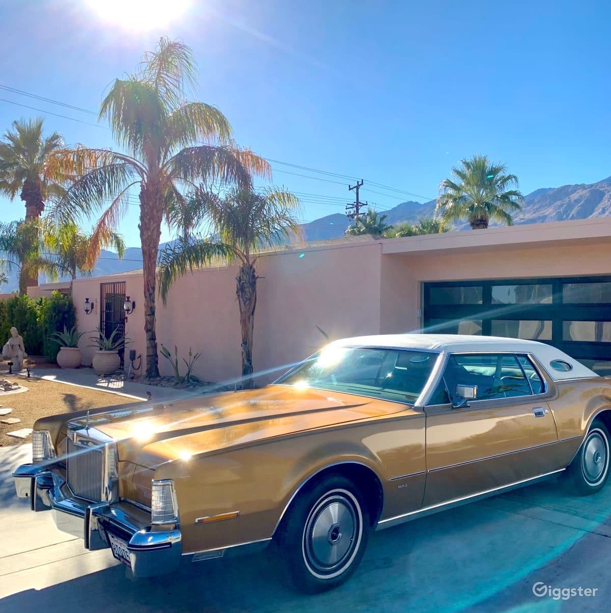 Luxurious 1974 Gold Lincoln Continental Mark IV