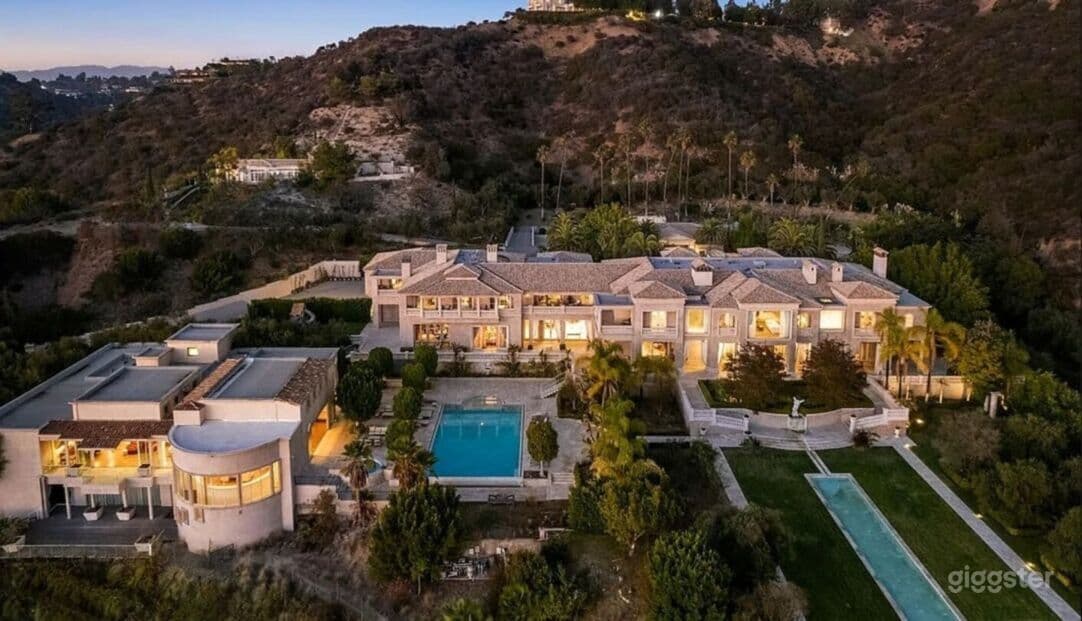 Refined Event Venue at the Top of Hills-Private Mountain