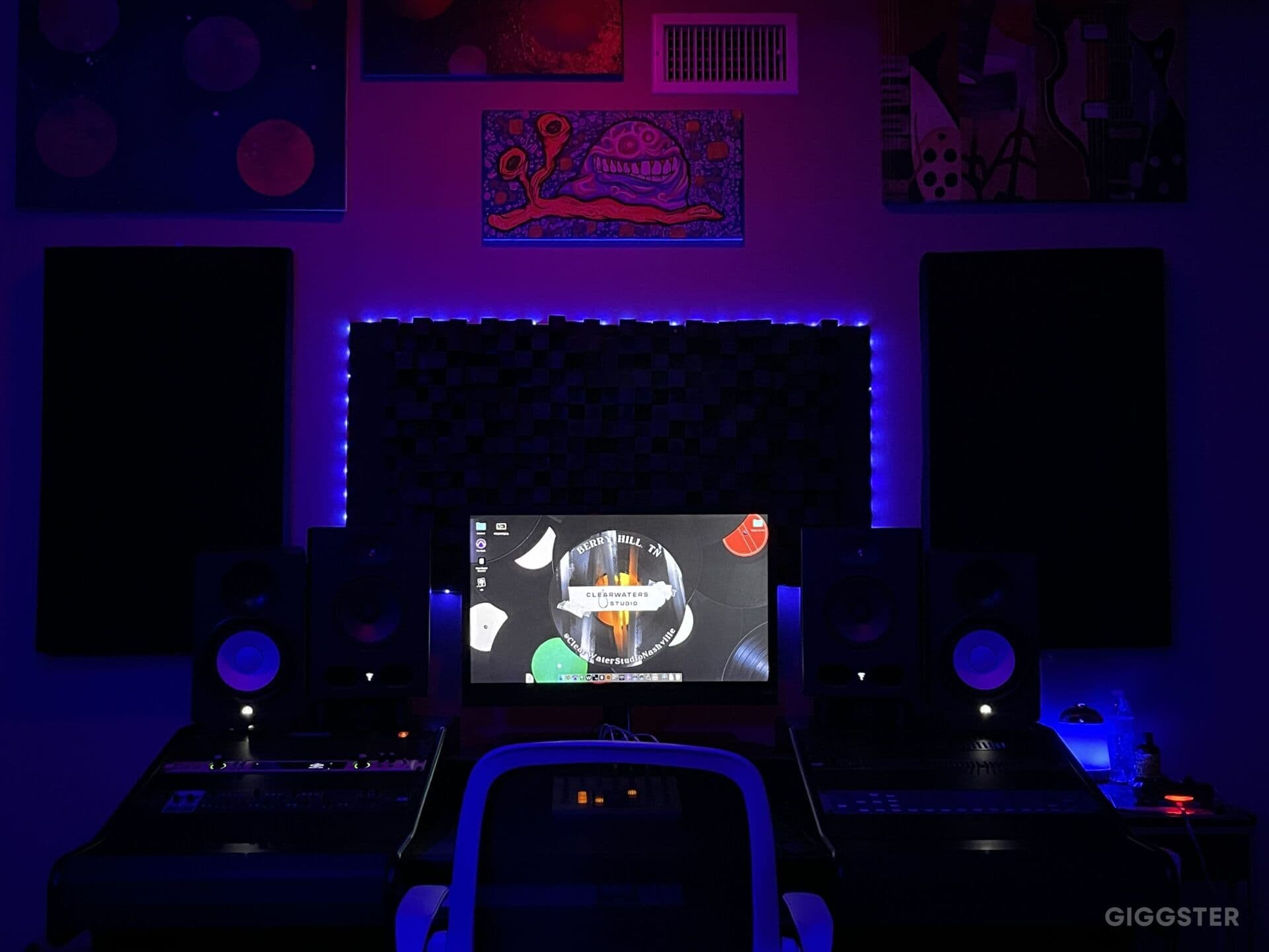 Private Studio in the Heart of Berry Hill