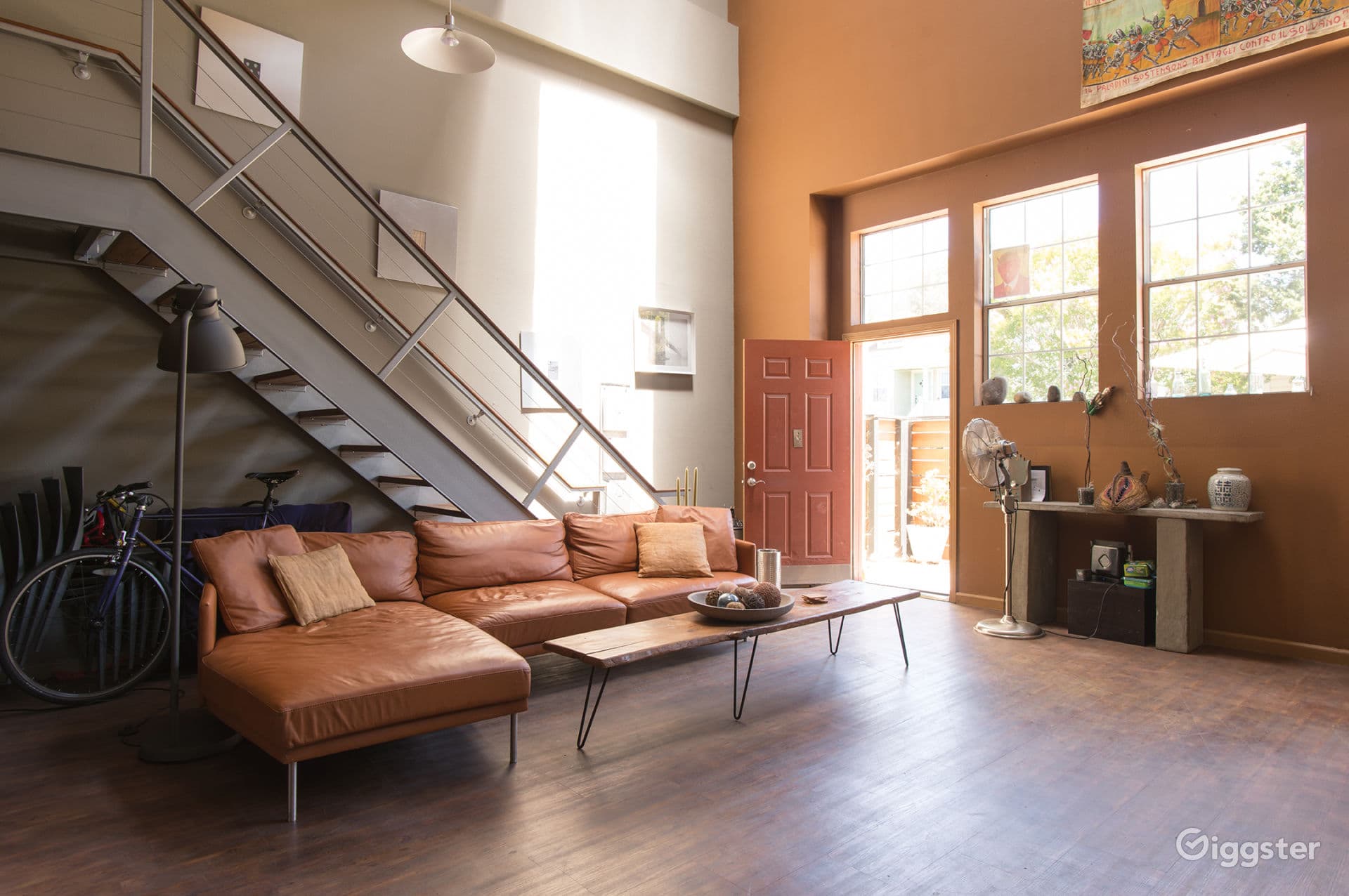 Sunny, art-filled loft