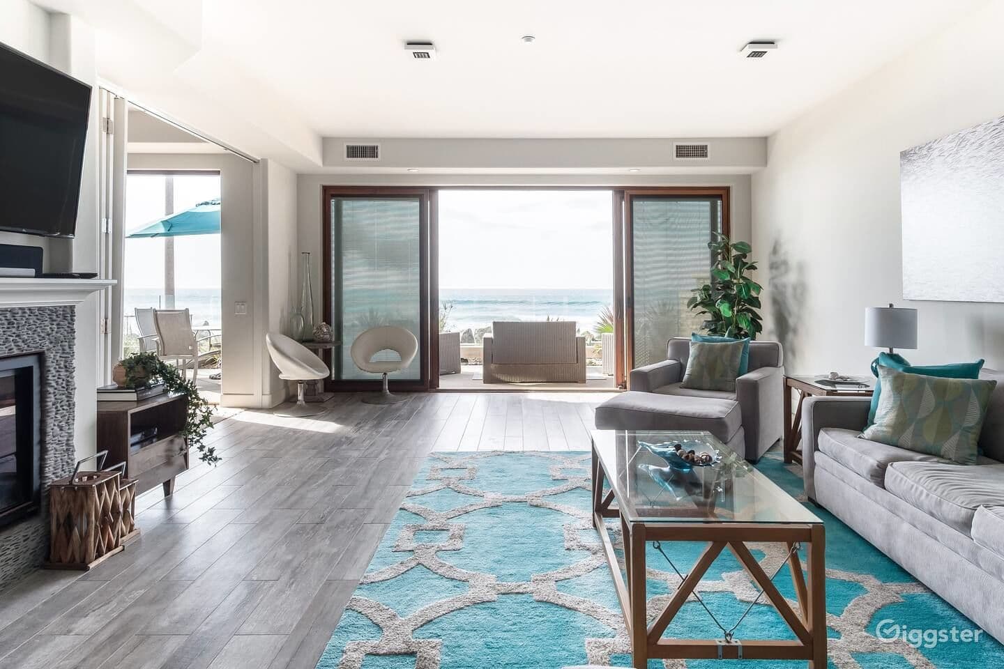 The Seahorse Oceanfront Villa