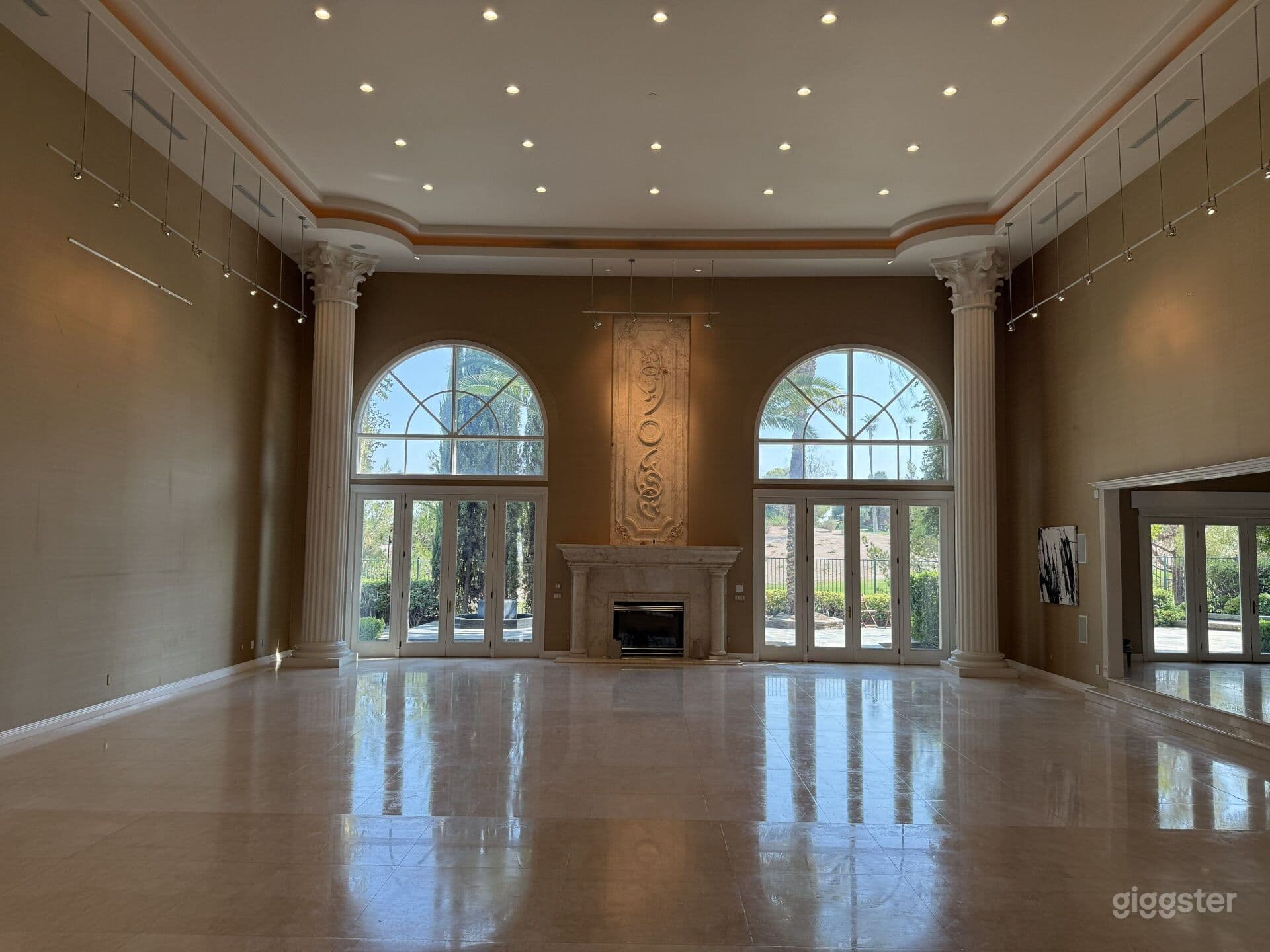 3200 Sq Ft ballroom in a 16000 sqft Mansion