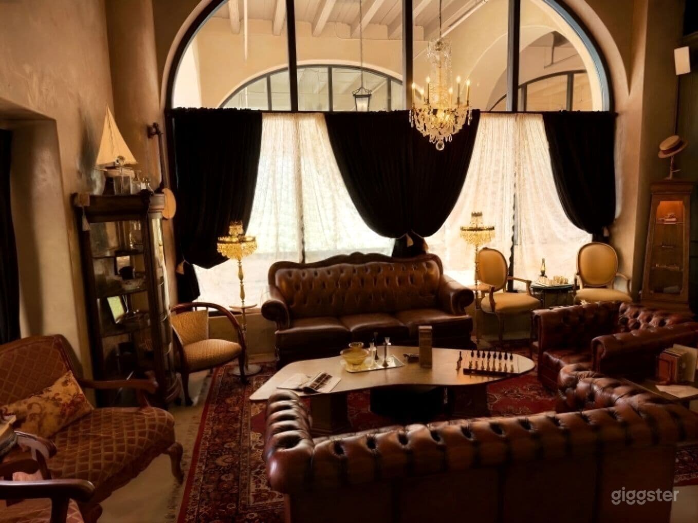 1920s Themed Intimate Wine, Beer & Event Lounge in Downtown