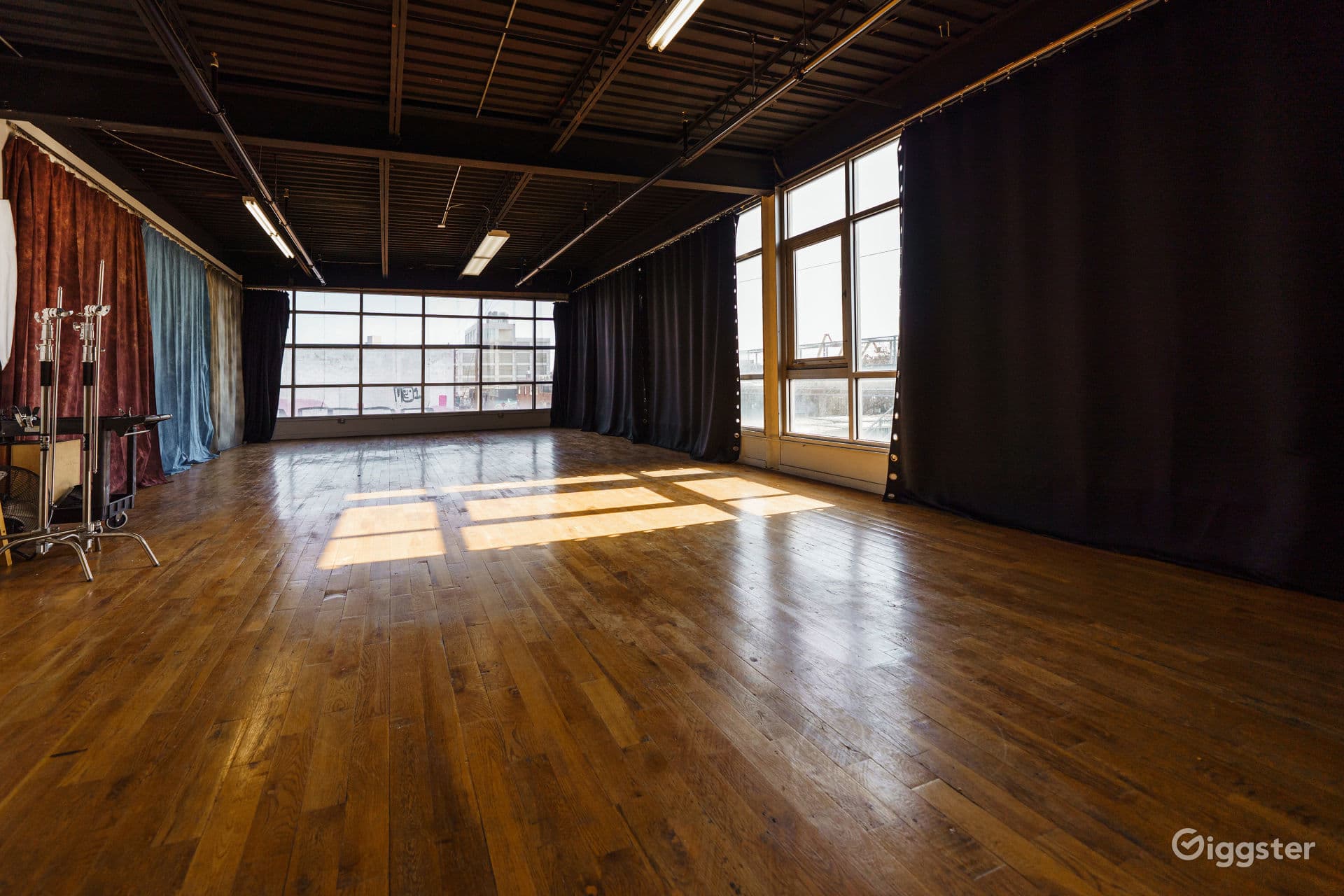 Sunset Studio in Brooklyn, Brooklyn