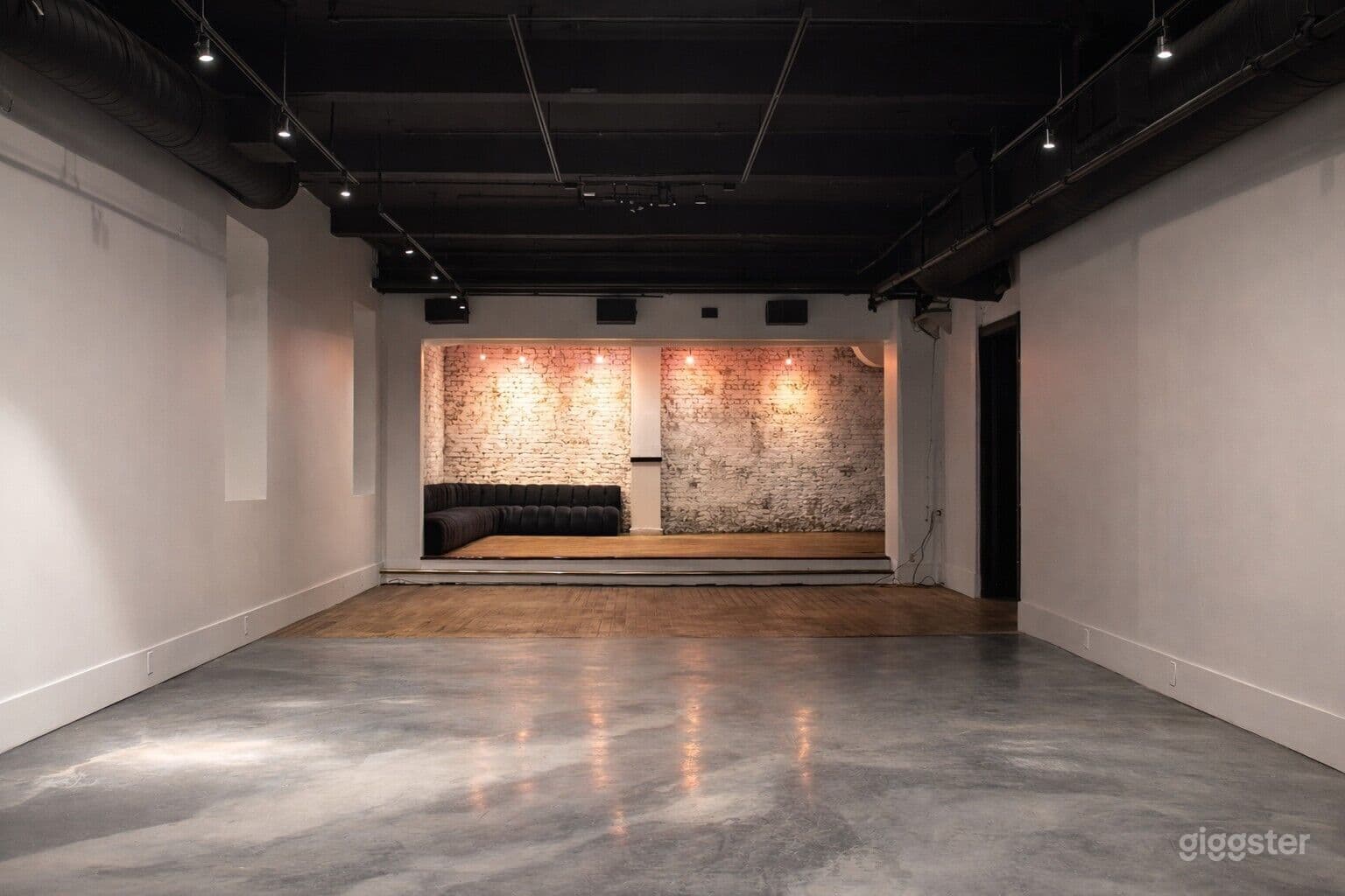 Nolita Pop-Up Loft | Bar, Brick & Open Floor Plan